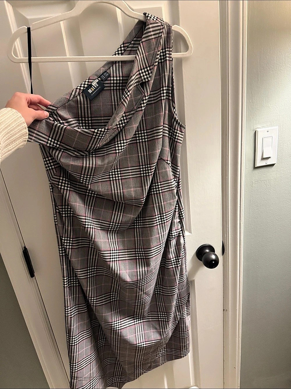 Maeve Plaid Draped Mini Dress in Gray & Pink Size Medium Like New